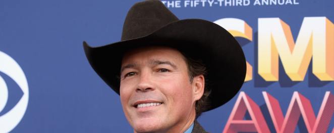 Clay Walker was floored by the new Randy Travis single