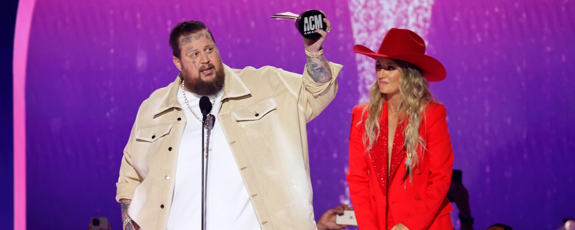 Jelly Roll and Lainey Wilson Prove They’re a Dream Team While Accepting the ACM Award for Music Event of the Year