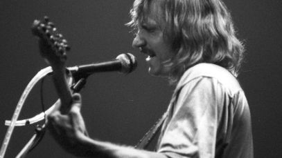 Joe Walsh performing