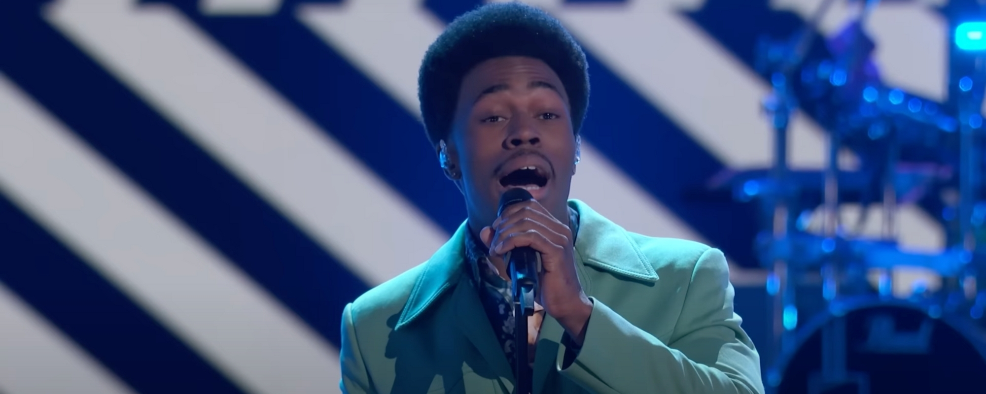 Nathan Chester Brings Unique Rendition of Jackie Wilson’s “Higher and Higher” to ‘The Voice’