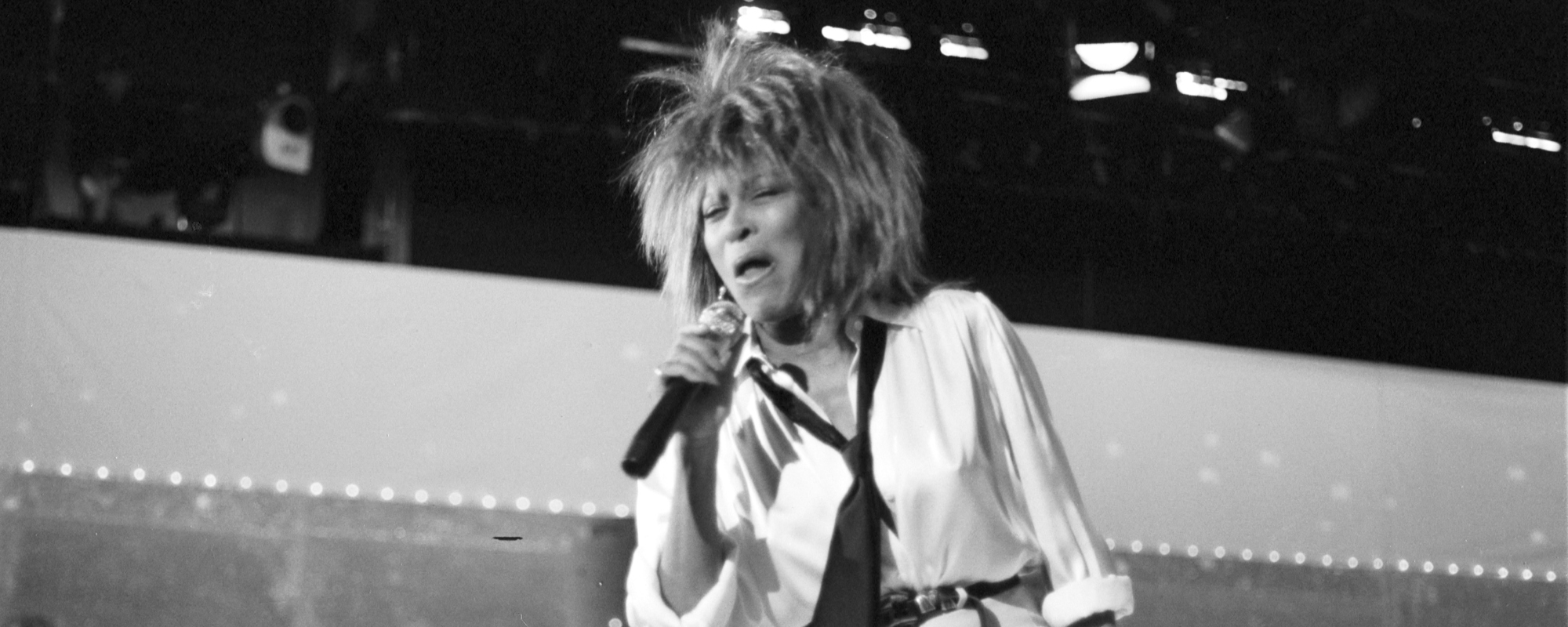 3 مغنيات بوب مفاجئات وصلن إلى المركز الأول في عام 1984 3 مغنيات بوب مفاجئات وصلن إلى المركز الأول في عام 1984