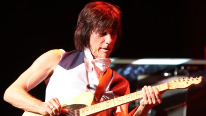 4 Great Jeff Beck Collaborations in Honor of the Late Guitar Great’s 80th Birthday