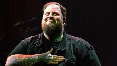 Jelly Roll Shocks Crowd When He Agrees To Pay Fan's Tuition