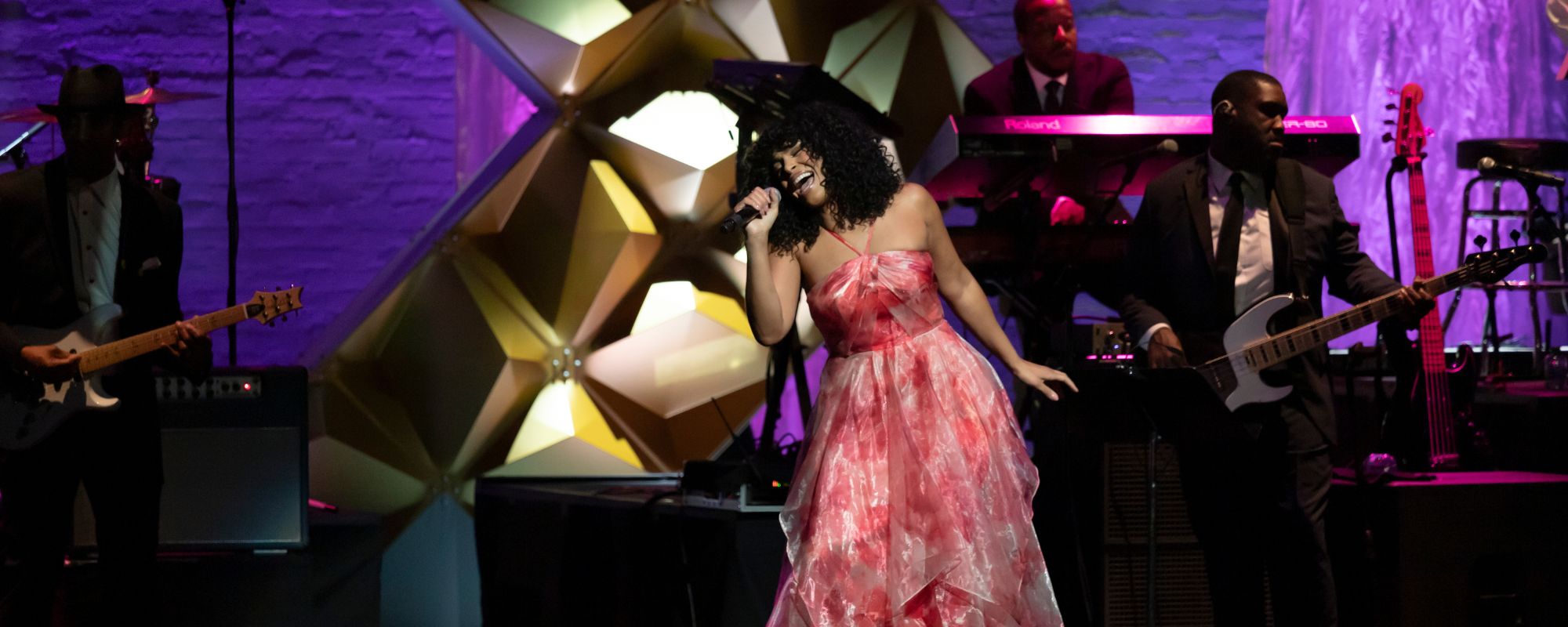 Former 'American Idol' Winner Is Still Angling For Katy Perry's Job