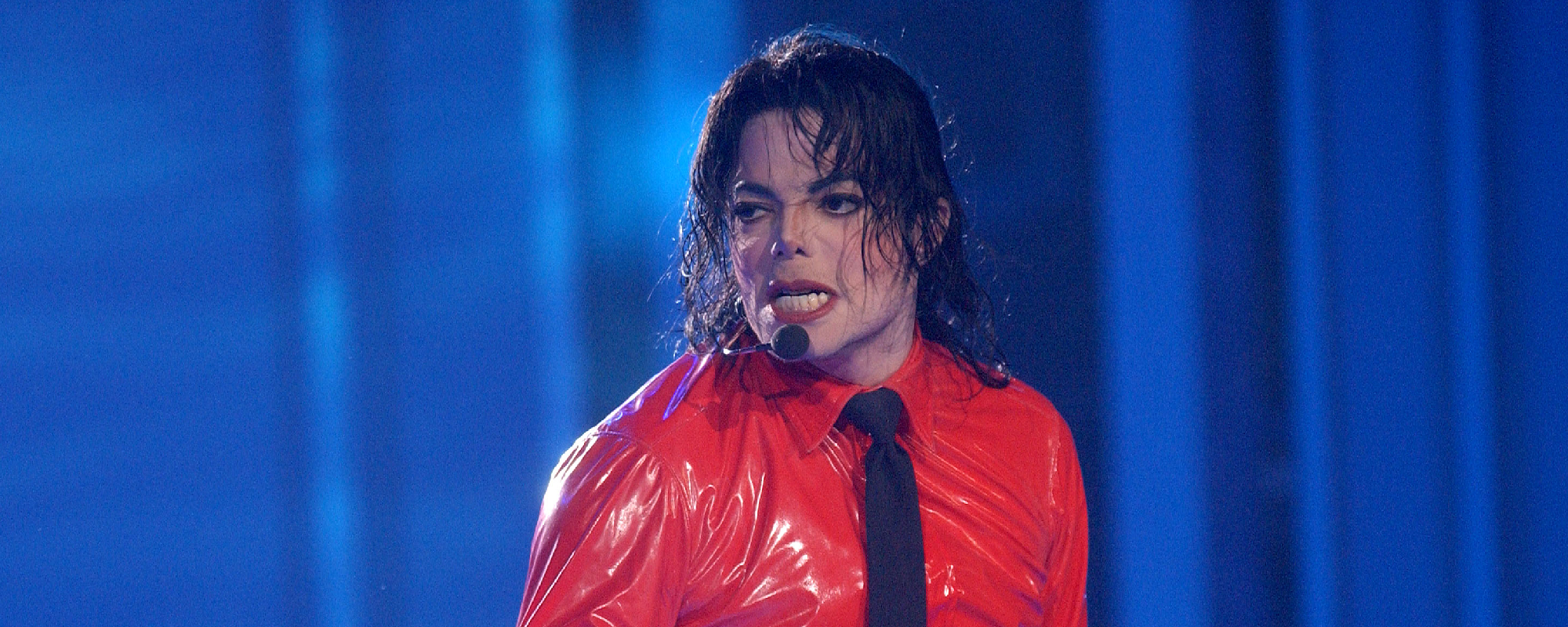 ذات مرة، اعترض حيوان اللاما الخاص بمايكل جاكسون طريق جلسة تسجيل فريدي ميركوري ذات مرة، اعترض حيوان اللاما الخاص بمايكل جاكسون طريق جلسة تسجيل فريدي ميركوري