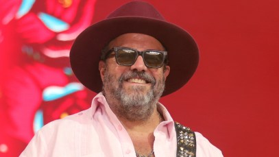 Singer of the Mavericks Raul Malo Reveals Cancer Diagnoses