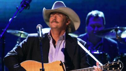 3 of the Best Country Karaoke Songs From the 2000s