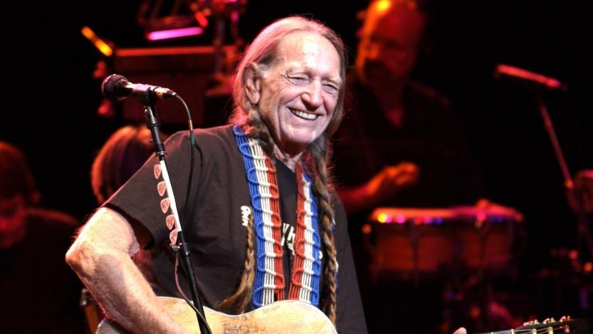 Willie Nelson walked away from a plane crash in the '70s