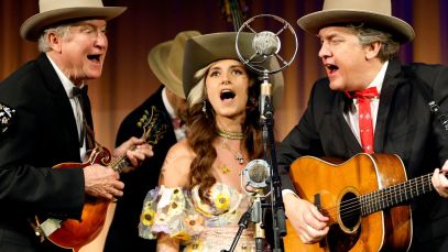 Sierra Ferrell performs with Earls of Leicester