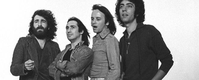 10cc standing together