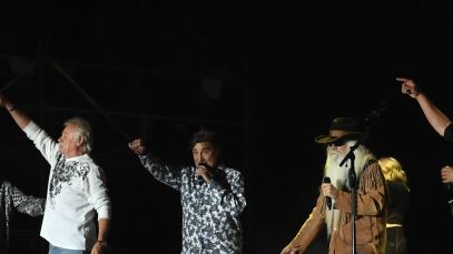 Blake Shelton, Travis Tritt Mourn Passing of Oak Ridge Boys Singer Joe Bonsall