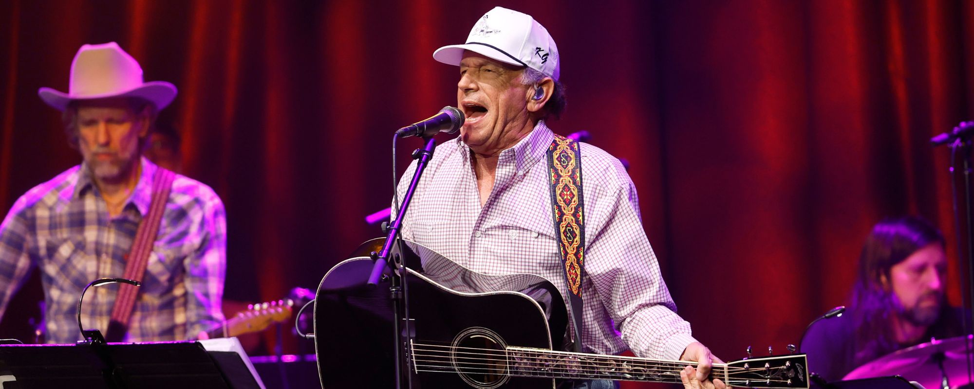 George Strait Dedicates Emotional Performance To Law Enforcement In Wake of Trump Shooting