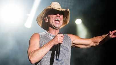 Sunsets and Sudden Goodbyes: 4 of the Best Country Songs About Summer Flings