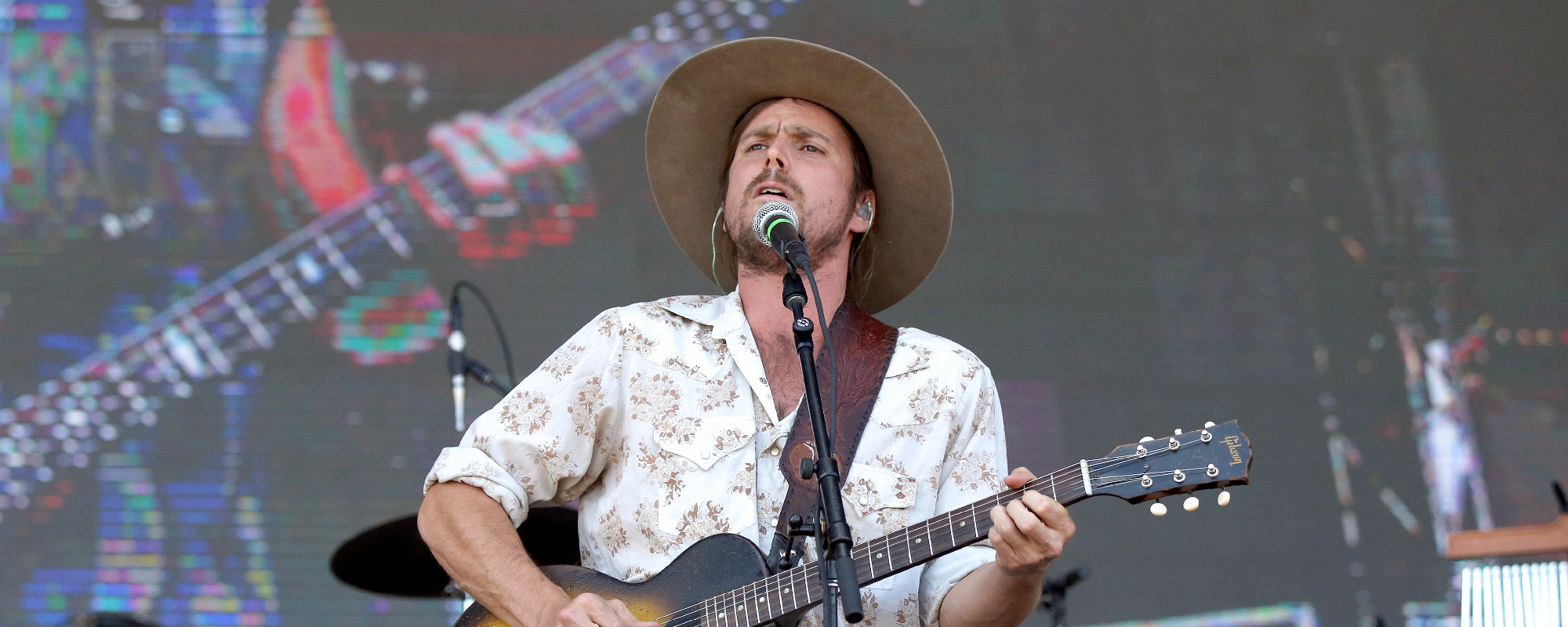 Luckas Nelson Dazzles at Outlaw Music Festival With Performance of "Always on My Mind"