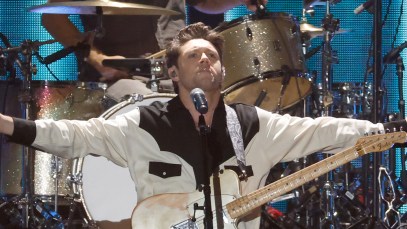 Niall Horan Forced To Walk to Concert Due To Intense Traffic in Toronto