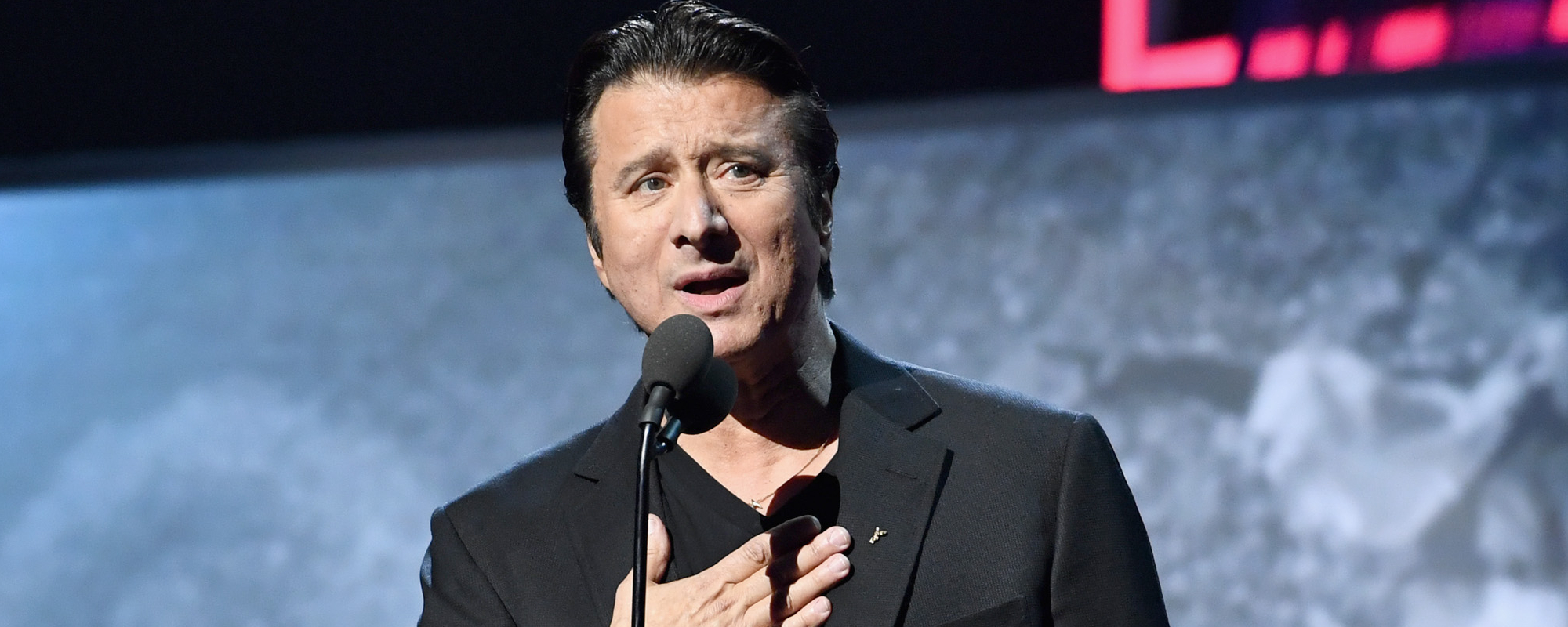 75-Year-Old Woman Sends Over $120,000 to a Person Claiming To Be Journey's Steve Perry