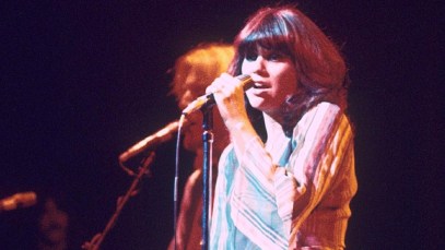 4 Memorable Guest Vocal Appearances by Linda Ronstadt, Including on Songs by Neil Young and Paul Simon