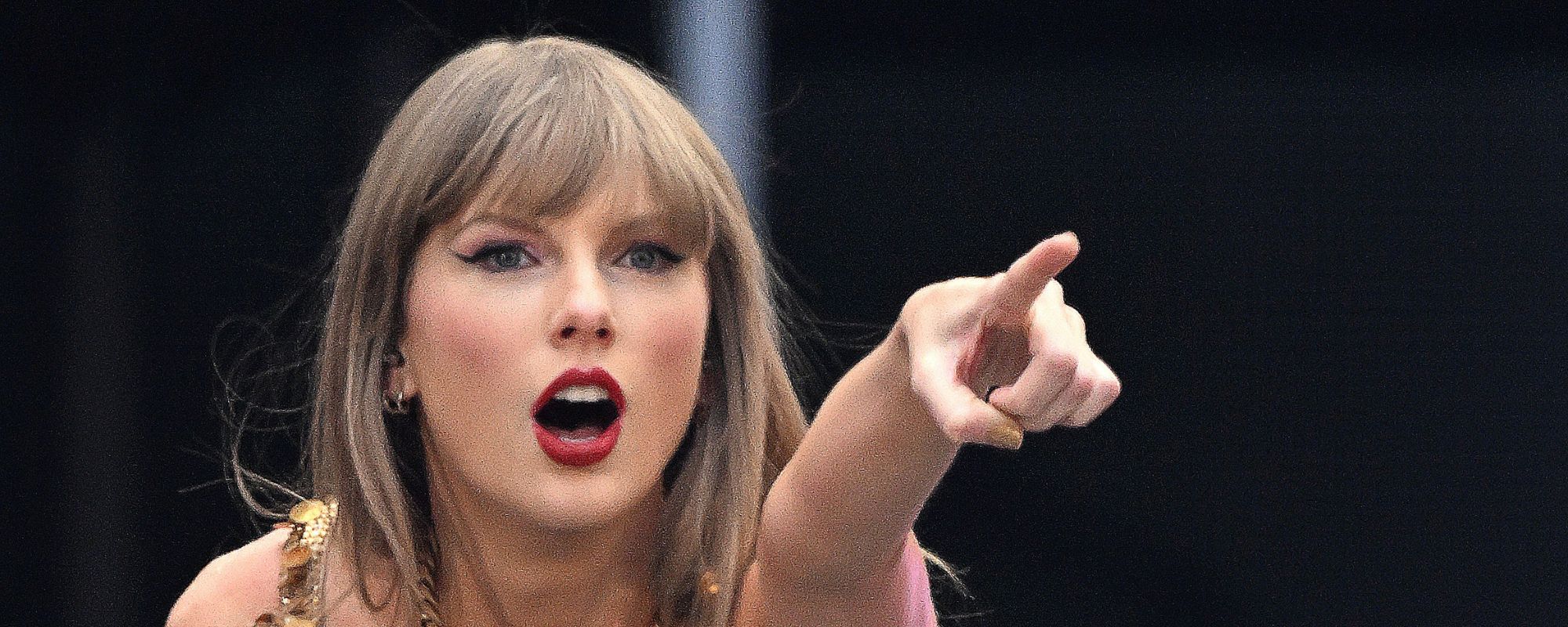 Taylor Swift Shouts Out “King Swiftie” Flavor Flav During “Eras” Stop in Germany