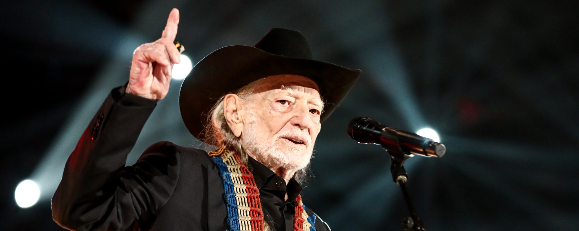 Willie Nelson and Bob Dylan Deliver Stunning Set During Outlaw Music Festival Stop in Washington