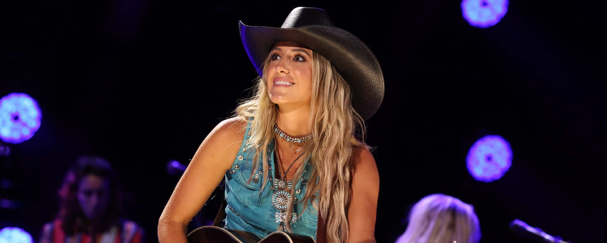 Lainey Wilson hopes to collab with Miley Cyrus