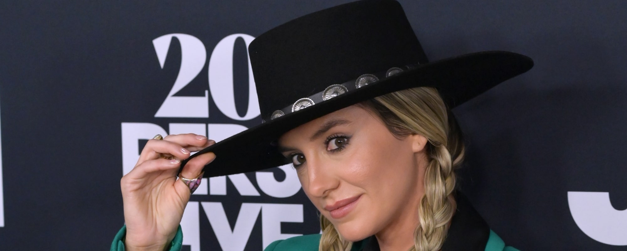 Lainey Wilson saw Taylor Swift live when they were both teens