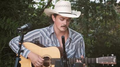 Zach Top recently performed with Billy Strings