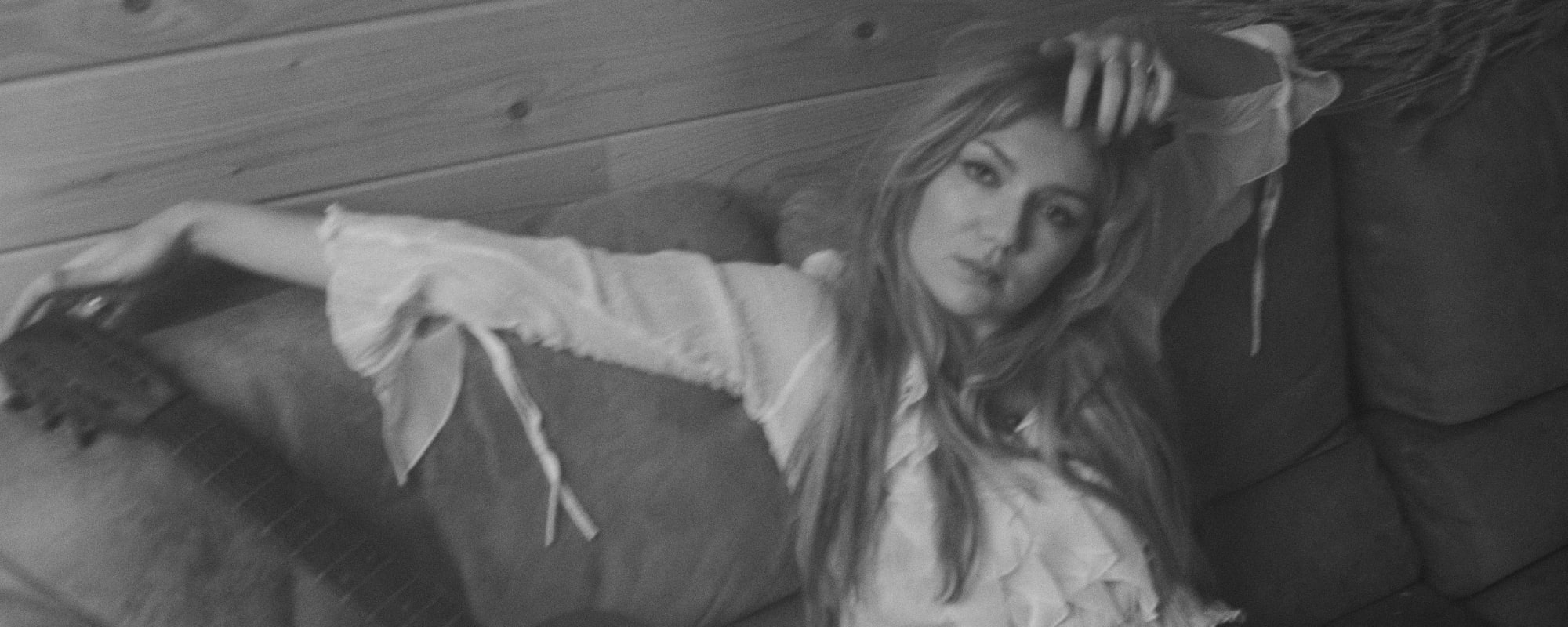 Exclusive Premiere: Jana Mila Learns to Live in the Moment with New Track “In Between” from Her Forthcoming Debut Album ‘Chameleon’