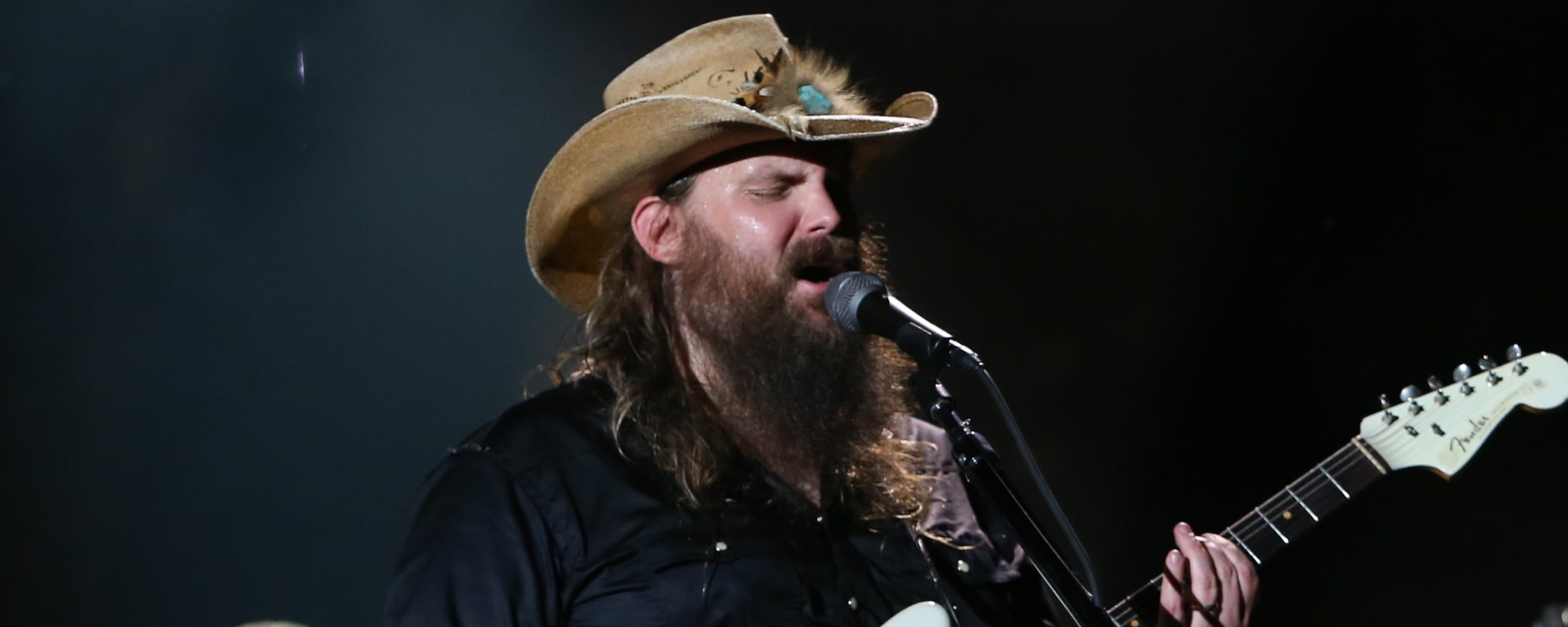 Dueling Guitar Talents Chris Stapleton & H.E.R Perform 