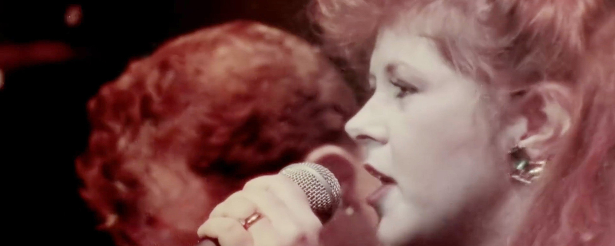 The Partnership that Fueled Kirsty MacColl’s Breakthrough Hit “Walking Down Madison”