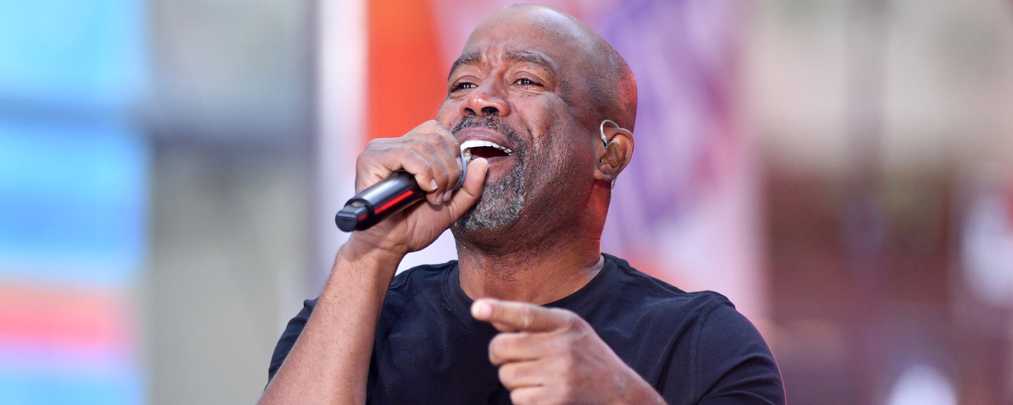 Darius Rucker Pays Tribute to Toby Keith With Moving Performance of “God Love Her”