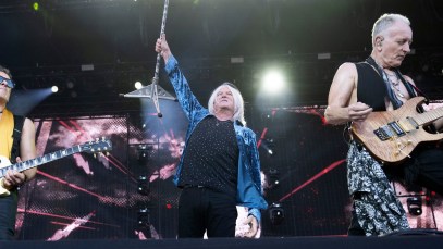 Def Leppard Releasing New Live Album & Concert Video Capturing Intimate 2023 Hometown Club Show
