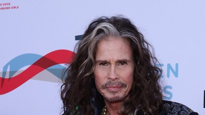 Watch Steven Tyler Perform "Dream On" for Howard Stern's 2014 Birthday Bash