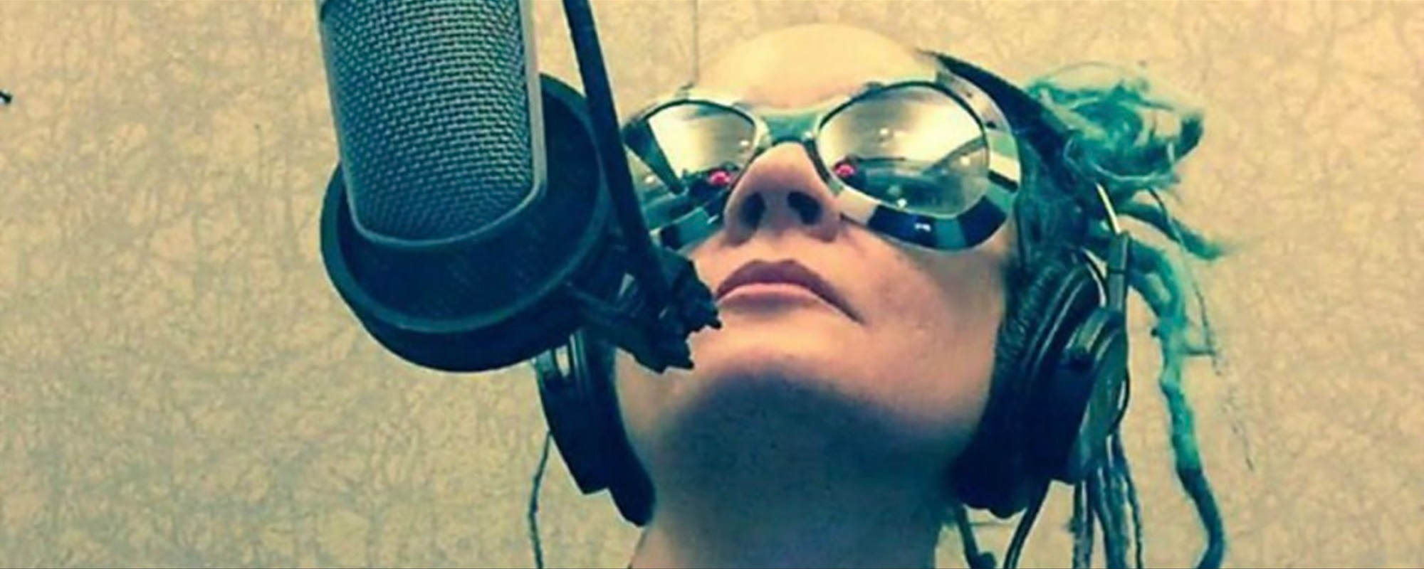 The Experimental Pop Musician Who Livestreamed Her Life 24 Hours a Day for 12 Years