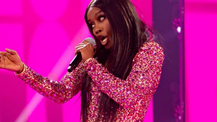 Chanel Haynes performing