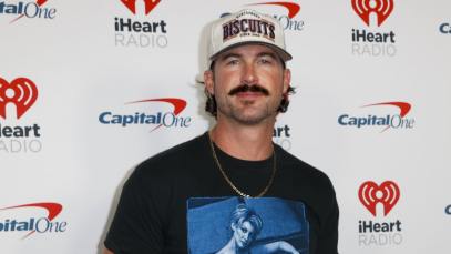 Riley Green wrote Worst Way