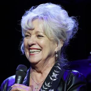 4 Timeless Songs to Celebrate Country Legend Connie Smith on Her 83rd  Birthday - American Songwriter