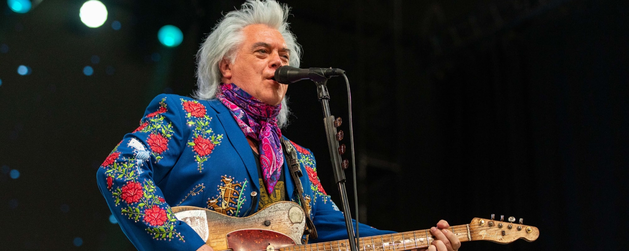 Watch Marty Stuart Perform a Flatt & Scruggs Classic Backed by Lester Flatt’s Guitar