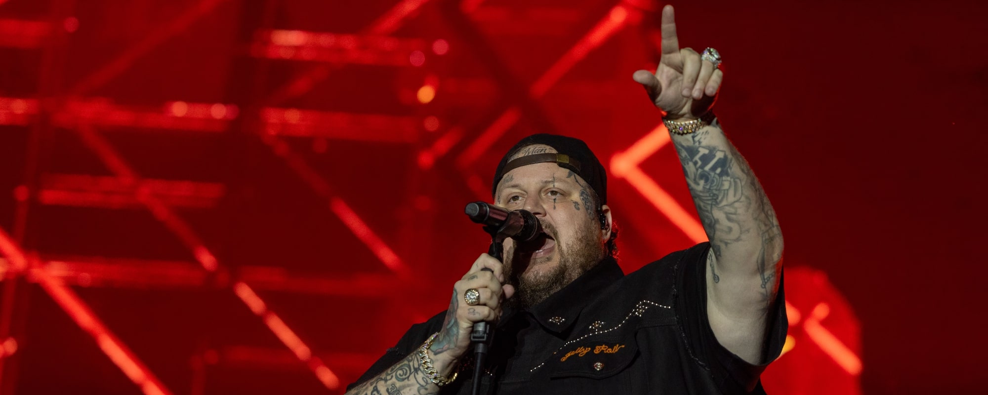 Watch Jelly Roll Deliver an Emotional Rendition of “My List” Dedicated to Toby Keith’s Family