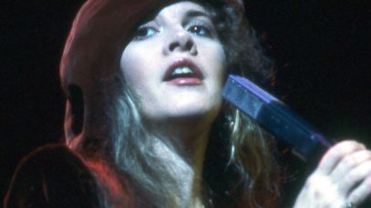 Stevie Nicks performing