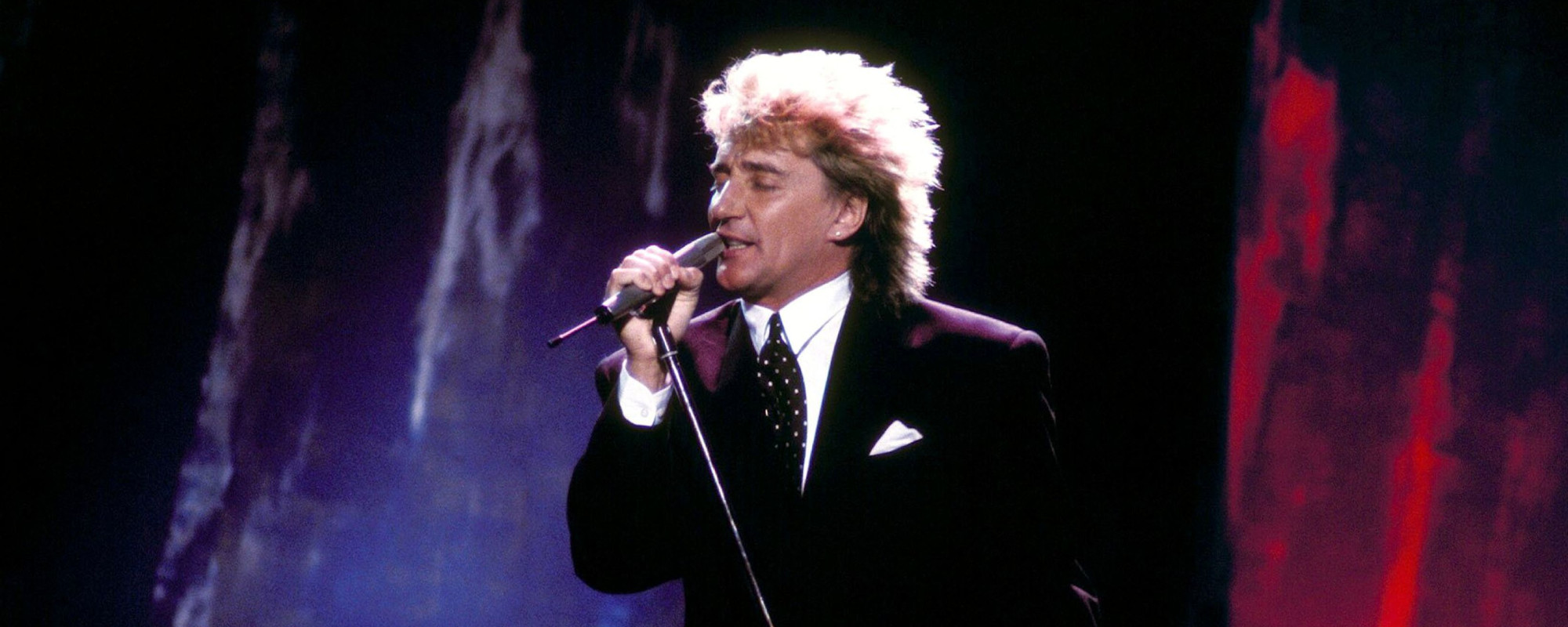 What Were Rod Stewart’s 5 Biggest U.S. Hits in the ’80s?