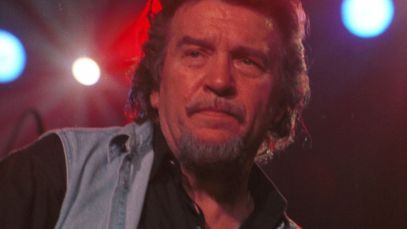 Waylon Jennings performing