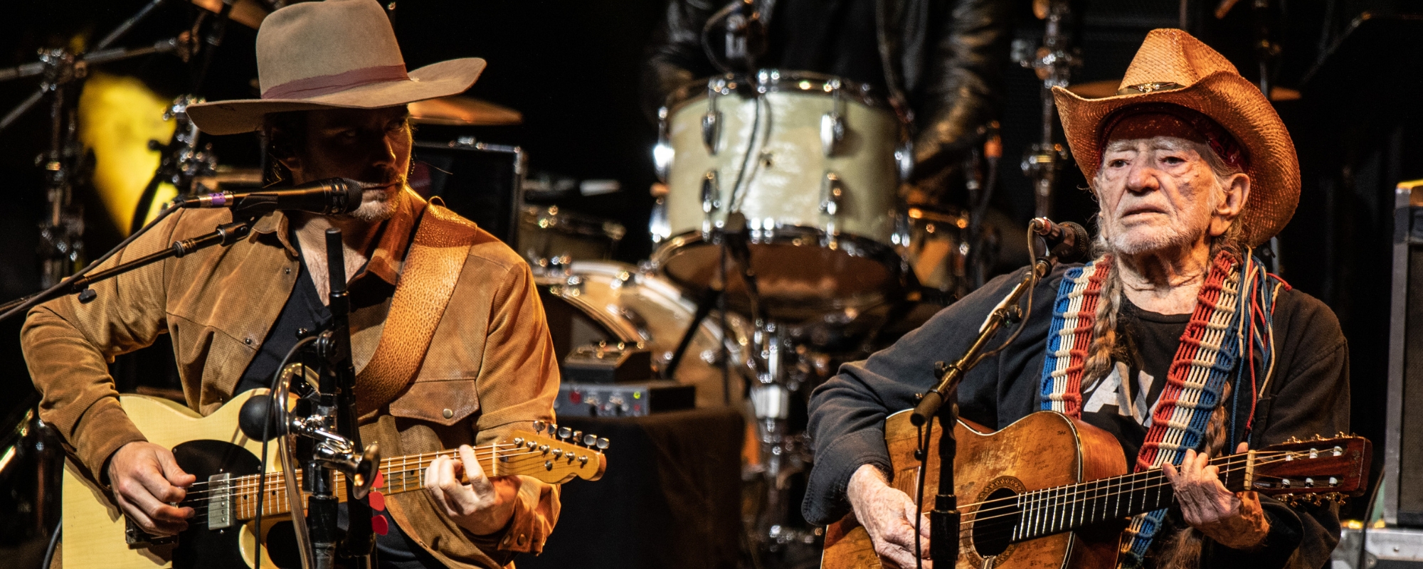 This Family Duet From Willie Nelson and His Sons Will Have You Counting the Days ‘Til Christmas