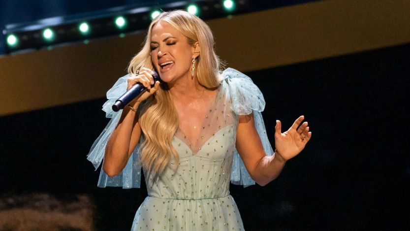 Carrie Underwood SNF Performance