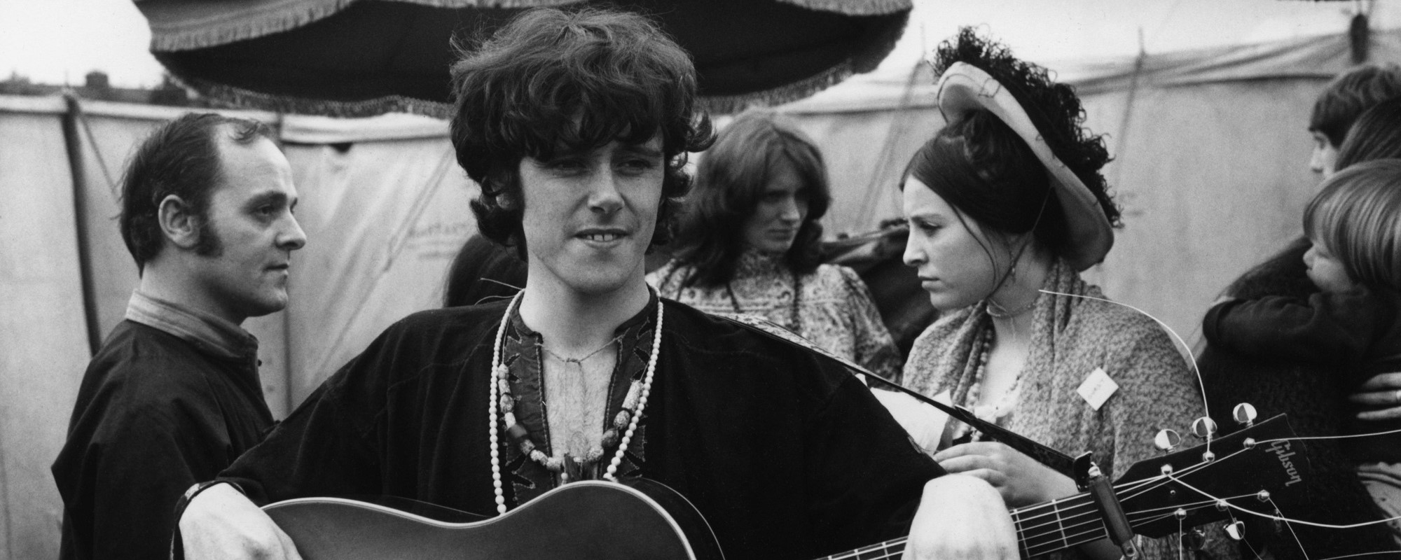 On This Day in 1966: Donovan Scored His Only No. 1 Hot 100 Hit with “Sunshine Superman,” Featuring Two Future Led Zeppelin Members