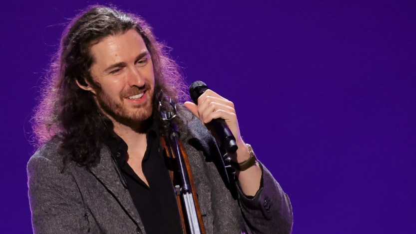 Pilgrimage Music Festivals Welcomed Hozier to the Stage for Special Performance Despite Ongoing Rain