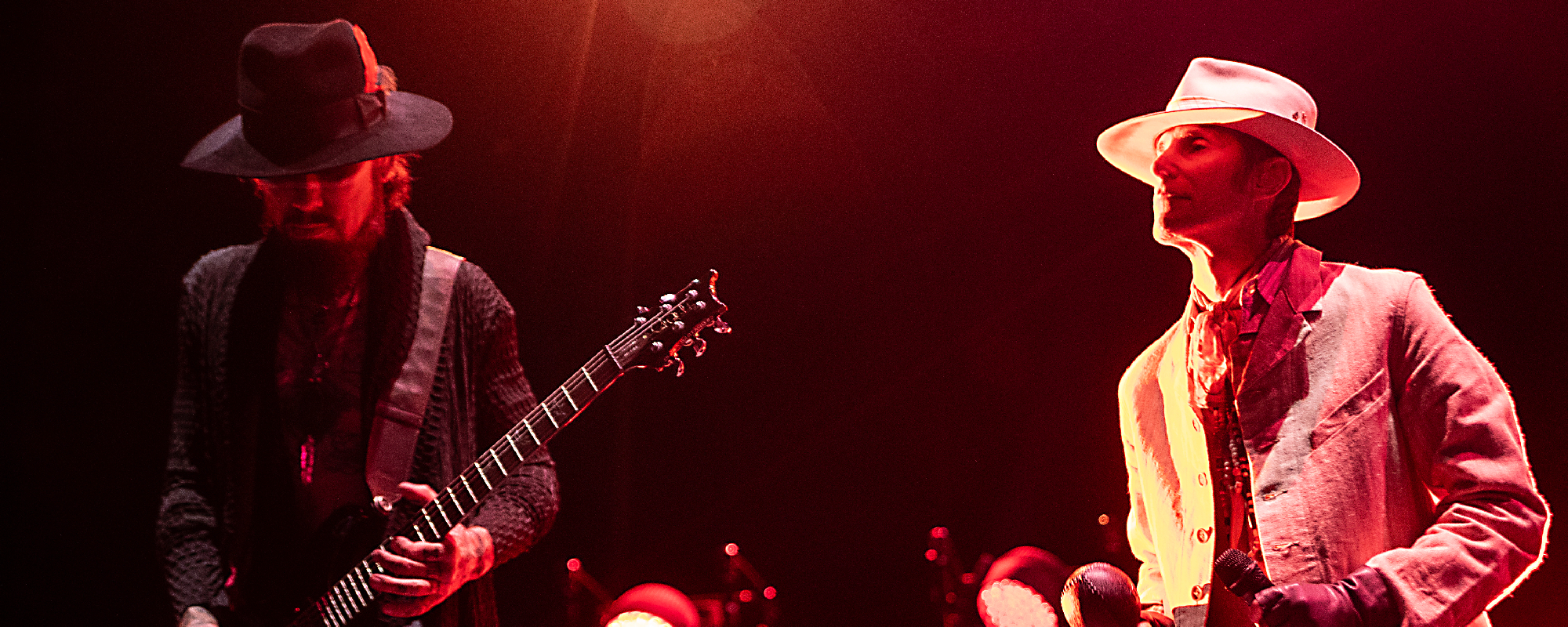 Jane's Addiction Concert Ends Early as Perry Farrell Appears to Assault Dave Navarro