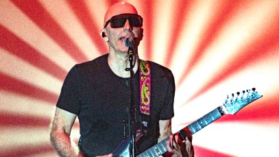Joe Satriani Reveals Why He Decided to Back out of Van Halen's Kitchen Sink Tour