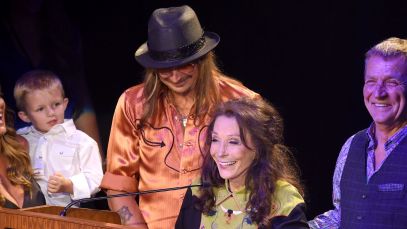 Loretta Lynn's Great-Grandson is a Natural Onstage