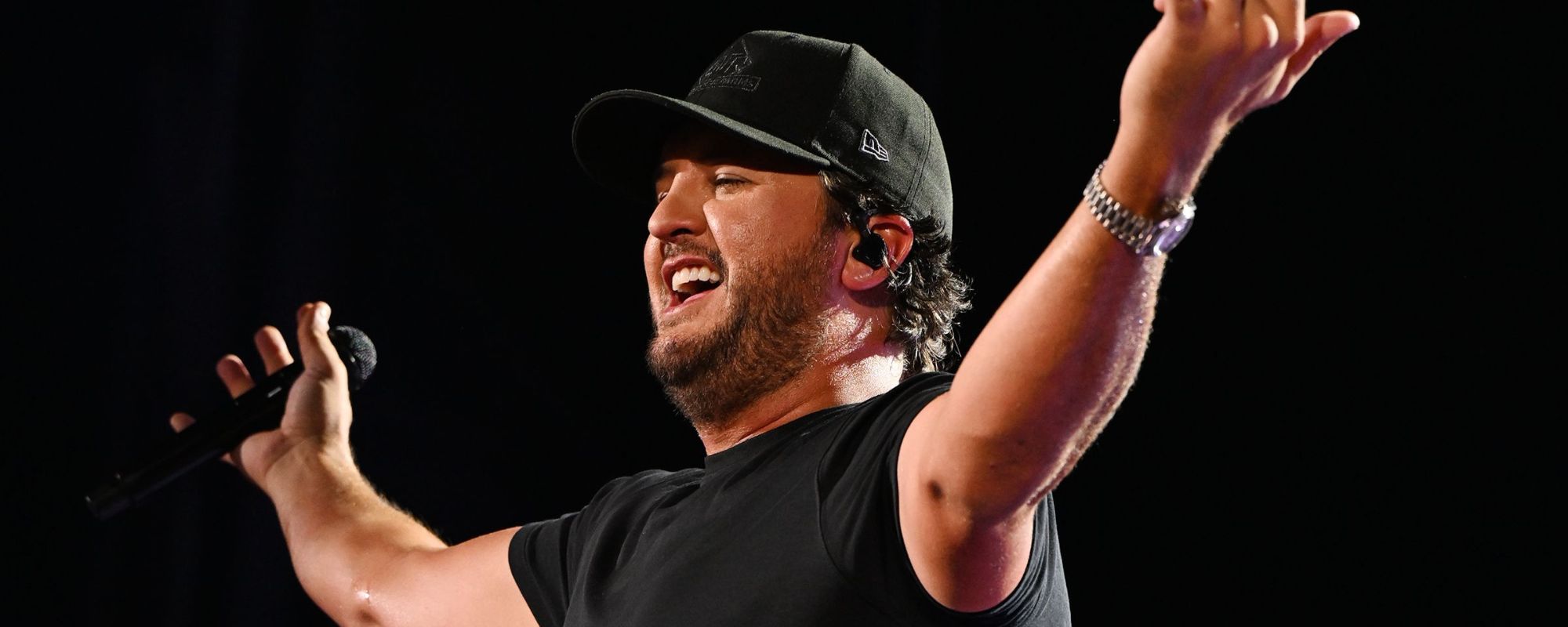 “I Don’t Know Two Blake Shelton Songs”: The Time Luke Bryan Hilariously Messed up Shelton’s Song