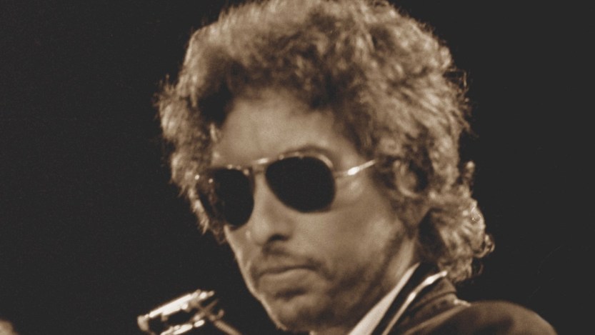 Listen to Bob Dylan and The Band’s Inspired, Previously Unheard 1974 Performance of “Just Like Tom Thumb’s Blues”